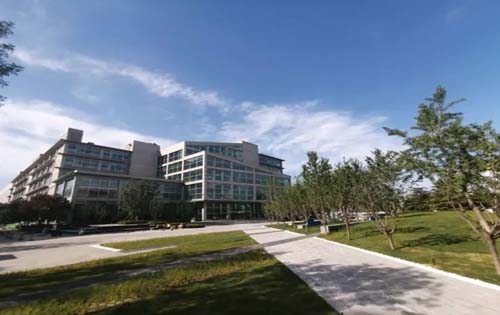 自主创新大厦内景 